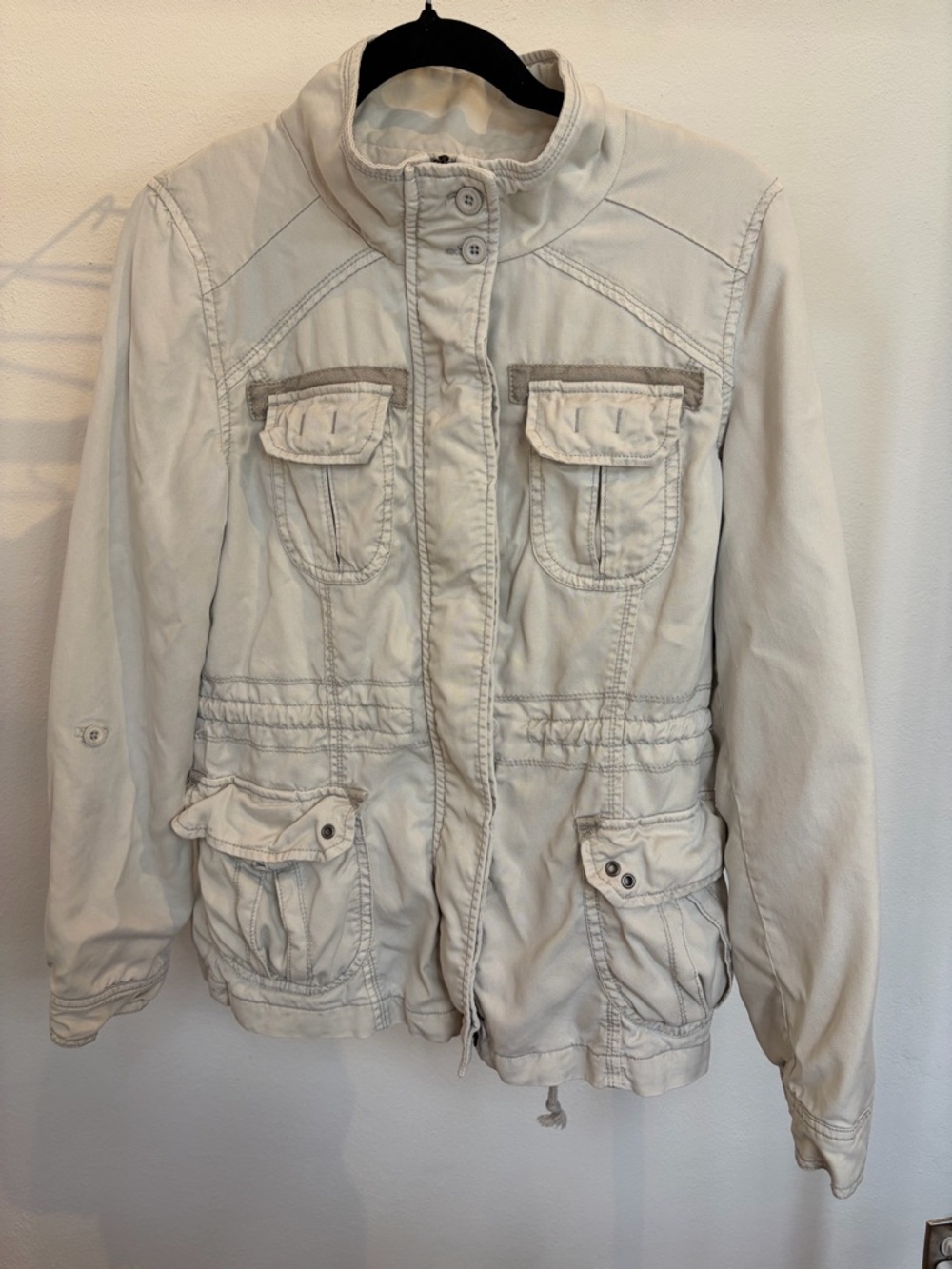Women's Cream Utility Jacket with Multiple Front Pockets